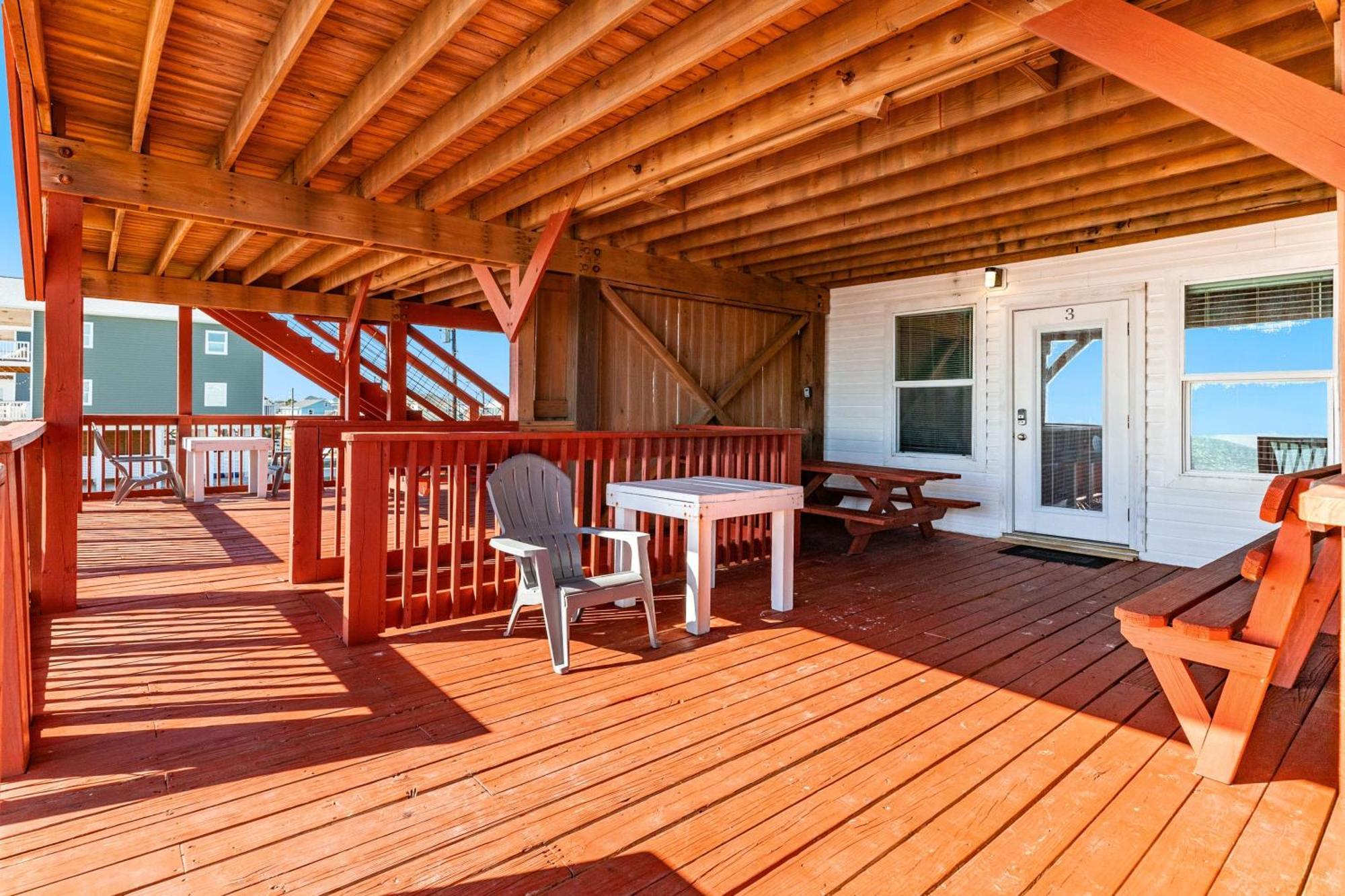 Unobstructed Oceanfront Seagull Unit 3 Beach Pad! Villa Surfside Beach Exterior photo